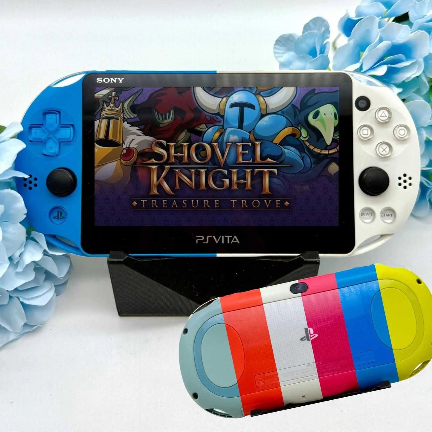PS Vita 2000 in zufälliger Farbe