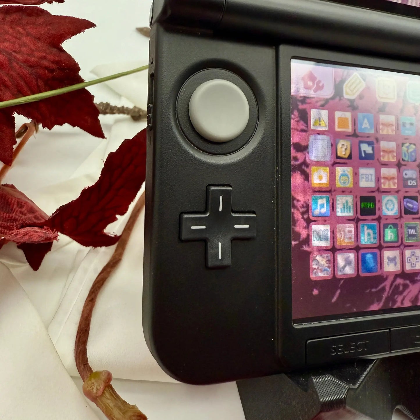 Nintendo 3DS XL black red Smash Bros
