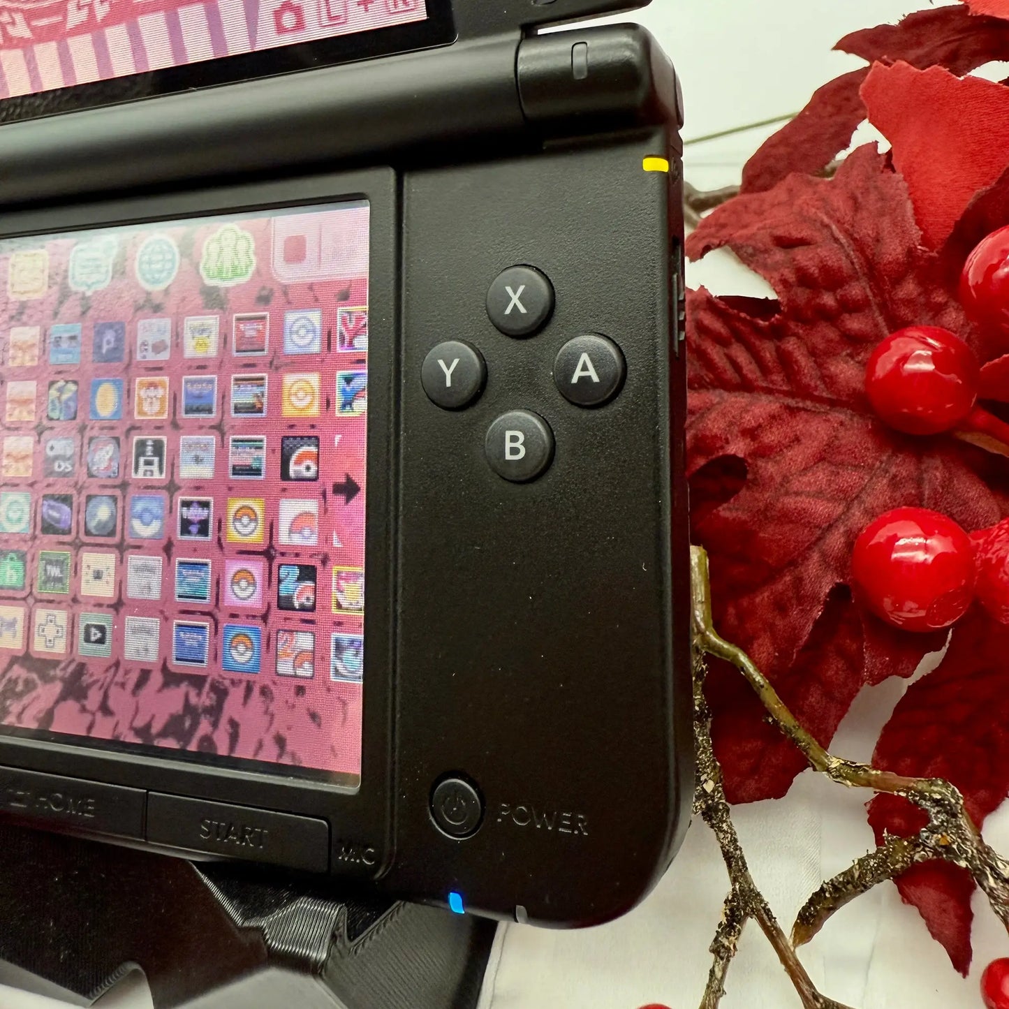Nintendo 3DS XL black red Smash Bros