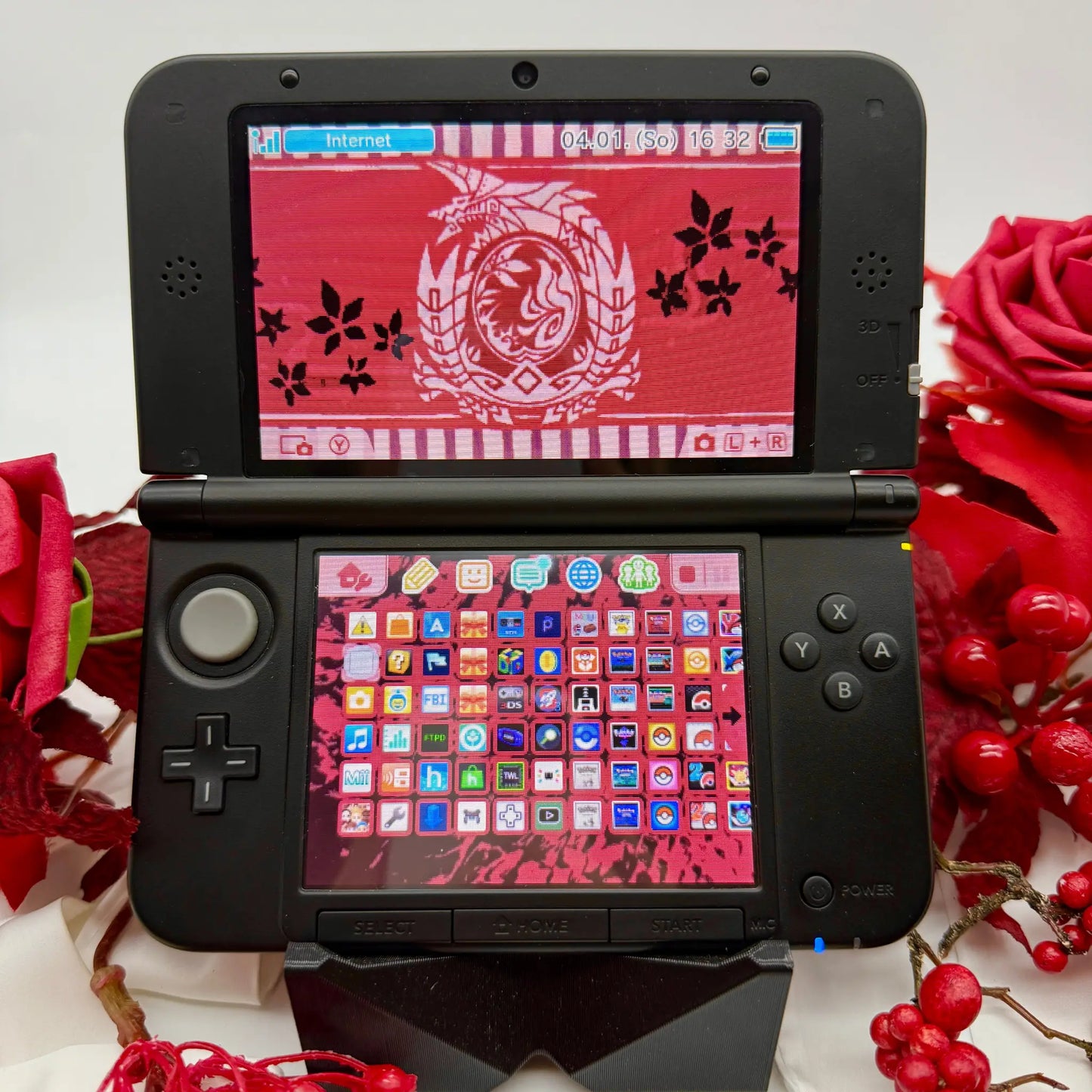 Nintendo 3DS XL black red Smash Bros