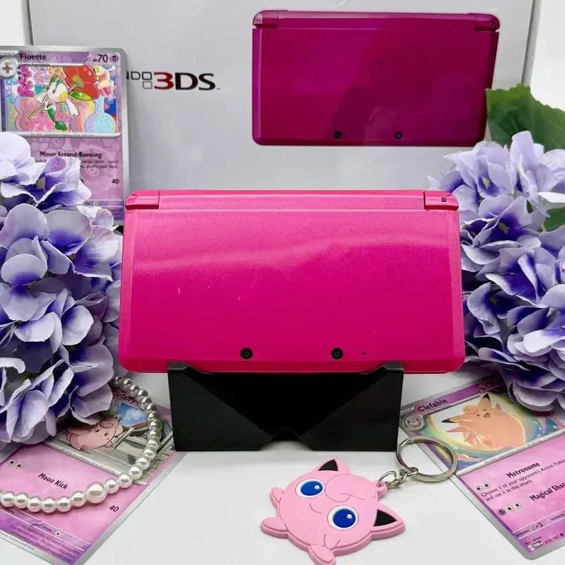 Nintendo 3DS in komplett Pink, Außenansicht